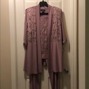 Women’s Formal Pantsuit
